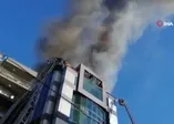 Son dakika: Antalya’da iş merkezinde korkutan yangın