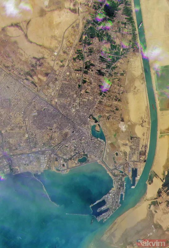 SON DAKİKA: Dünya ticareti durdu! Süveyş Kanalı tıkandı! Haftalar sürebilir - 19