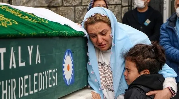 FOX'un tetikçisi Gülbin Tosun'dan acılı anneye skandal hakaret: Arsız sefil! Anne harekete geçti-6