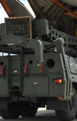 İranlı uzmandan Türkiye'ye S-400 övgüsü