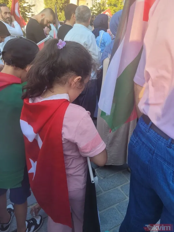 Takvim.com.tr, Ayasofya'da! Binlerce kişi Filistin için meydanlara akın etti | İşte o anlar... - 38