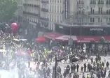 Paris'te 1 Mayıs gösterilerinde olay çıktı