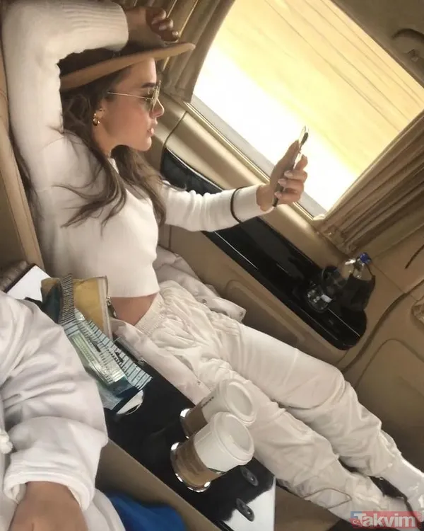 Bensu Soral yatak pozuyla sosyal medyayı yaktı geçti! “Gördükleriniz ve görmedikleriniz” dedi paylaştı o fotoğraflar çok konuşuldu - 3