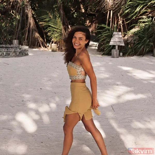 Hande Baladın voleybol sahasında başka sosyal medyada bambaşka! Paylaşımlarıyla ortalığı kasıp kavuruyor gören hayran kalıyor - 14