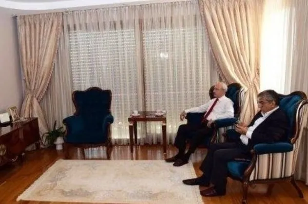 Sabah gazetesi yazarı Mahmut Övür: CHP 15 Temmuz darbe girişimine neden sahip çıkmıyor?