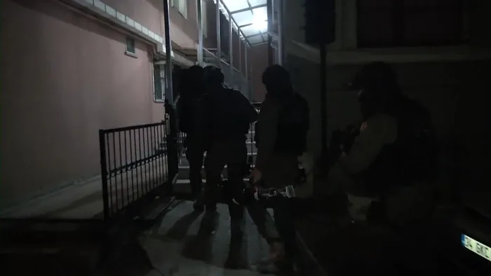 Son dakika: İstanbul'da PKK/KCK operasyonu: 5 gözaltı-4