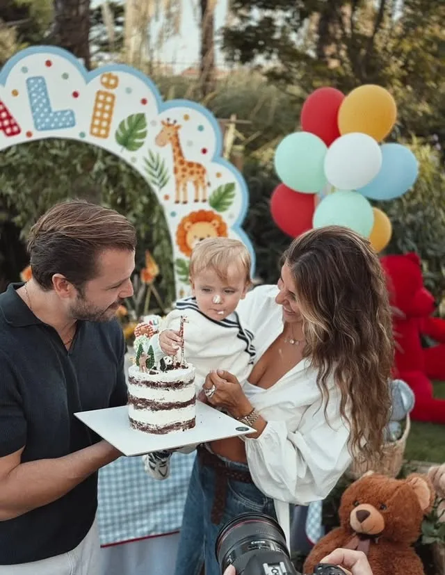 Tolga Sarıtaş ve Zeynep Mayruk'un oğlu minik Ali 1 yaşına bastı! Orman konseptli renkli kutlama-8