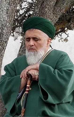 'Devlete sızalım' diyen Uşşaki Tarikatı'nın sözde şeyhi Fatih Nurullah çocuk istismarından tutuklandı