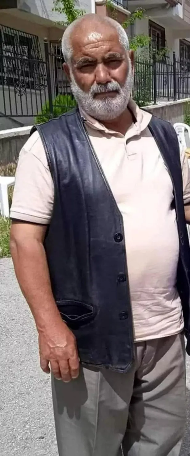 dehsete-dusuren-olay-evi-terk-eden-esinin-dedesi-ve-kuzenini-otomobille-ezerek-oldurdu-1687944113969.jpeg Dehşete düşüren olay! Evi terk eden eşinin dedesi ve kuzenini otomobille ezerek öldürdü-4