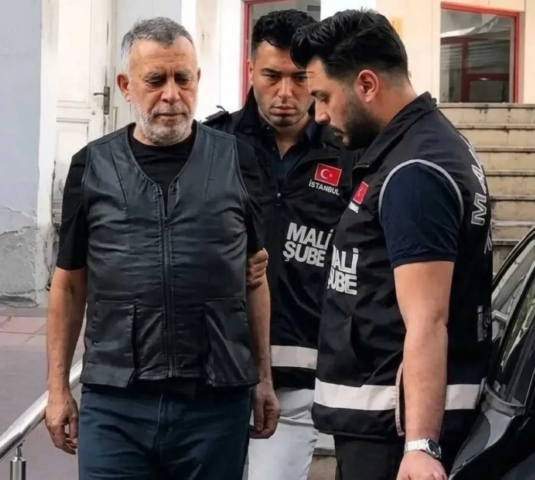 haluk-leventin-ortagi-aytac-agdag-tutuklandi-70-milyonluk-yardim-parasini-sinemaya-yatirdigi-ortaya-cikti-1789258264678.jpeg Haluk Levent'in ortağı Aytaç Ağdağ tutuklandı! 70 milyonluk yardım parasını sinemaya yatırdığı ortaya çıktı-3