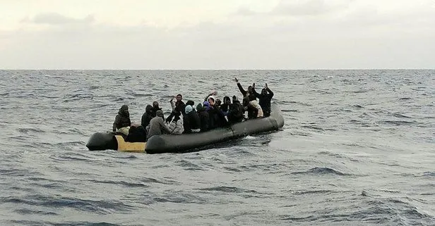 Yunan 33 kaçak göçmeni ölüme itti Türkiye kurtardı
