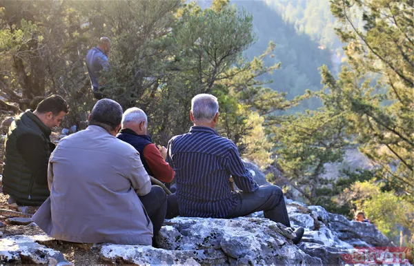 SON DAKİKA! Müge Anlı'da aranan Müslüme 10. günde bulundu! Minik Yörük kızı Müslüme'nin annesinin feryadı yürek dağladı - 21
