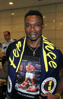 Kameni resmen Fenerbahçe'de