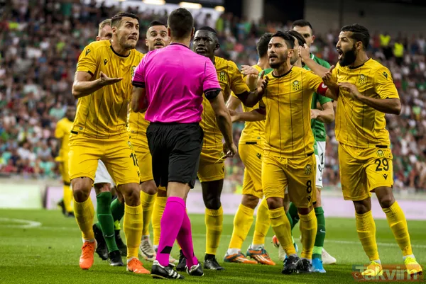 Malatyasporlu futbolcu Fabien Farnolle'e Slovenya'da ırkçı saldırı! - 11