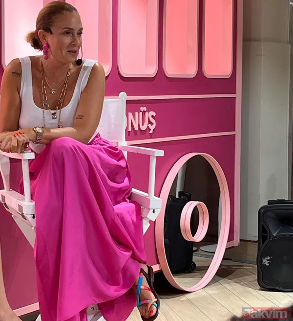 Ceyda Düvenci fenalaştı apar topar hastaneye kaldırıldı! 8 yıllık eşi Bülent Şakrak'tan boşanan Düvenci hemen paylaşımı yaptı - 7