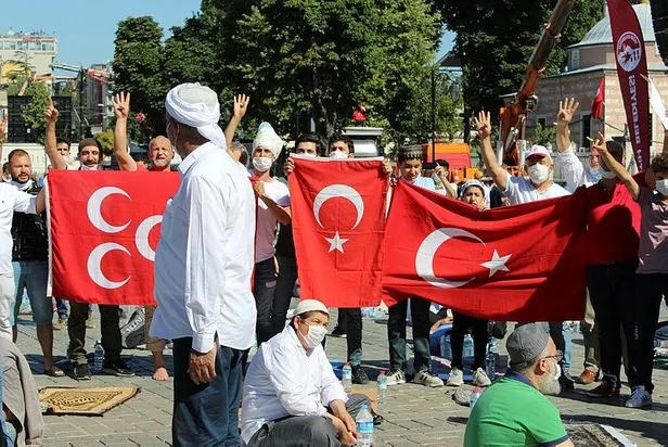 Son dakika: Zincirler kırıldı! Ayasofya-i Kebir Cami-i Şerifi Başkan Erdoğan'ın katılımıyla 86 yıl sonra ibadete açıldı-6