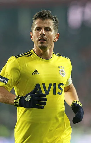 Süper Lig ertelenirse futbolcuların sözleşmeleri ne olacak?