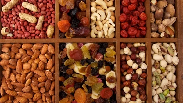 turkiyenin-kuru-meyve-ihracati-15-milyar-dolarin-ustune-cikti-1644913149855.jpg Türkiye'nin kuru meyve ihracatı 1,5 milyar doların üstüne çıktı-3