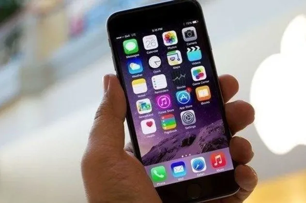 Apple iPhone fiyatlarını düşürdü! İşte indirimli iPhone modellerinin Türkiye fiyatları