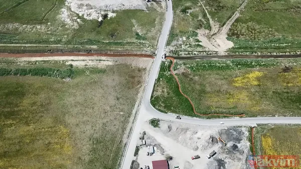 İstanbul'da Başakşehir'den Avcılar'a kadar turuncu akan dere tepki çekti - 7