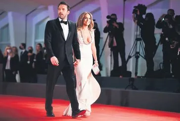 ’Ev’lilik yıkılıyor