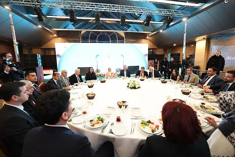 Başkan Erdoğan'dan 14 Mart Tıp Bayramı İftar Programı'nda önemli açıklamalar-6