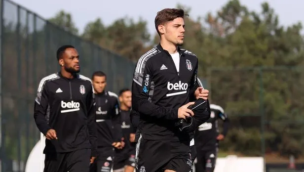 bjk-kys-maci-canli-bedava-ucretsiz-izle-besiktas-kayserispor-canli-sifresiz-nasil-izlenir-iste-macin-11leri-1639324342279.jpg Beşiktaş Kayserispor maç sonucu! Beşiktaş Kayserispor maçı kaç kaç bitti?-5