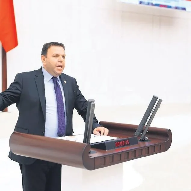 Kaçak gündem!