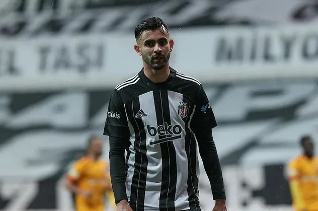Fenerbahçe, Beşiktaş formasıyla sezona damga vuran Rachid Ghezzal'ı transfer listesine aldı