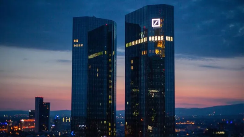 1719935796420.jpeg Deutsche Bank'tan Türk lirasına yatırım önerisi: "Açık ara farkla en iyi performans gösteren küresel para birimi"-2