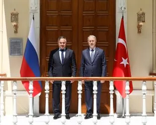 Bakan Akar’dan Rus mevkidaşı ile kritik temas