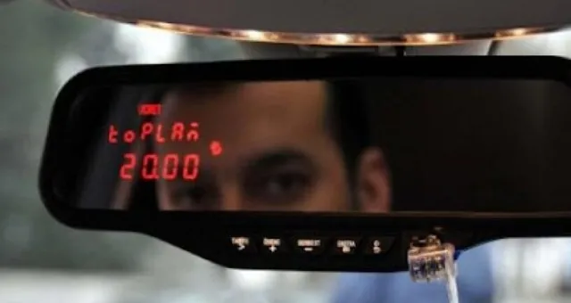 zamli-taksi-ucretleri-ne-kadar-oldu-istanbul-ulasim-zammi-ile-indi-bindi-kac-tl-1736929153379.jpg (Takvim Foto Arşiv)