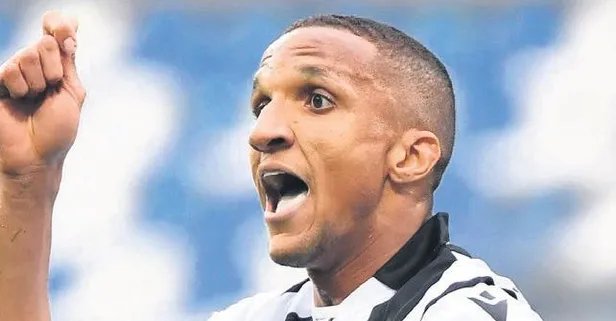 Fenerbahçe Rodrigo Becao için kolları sıvadı: Becao teklife sıcak bakıyor!