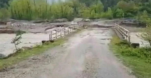 Kastamonu’da dere yataklarındaki su seviyesi yükseldi! Köprüler zarar gördü