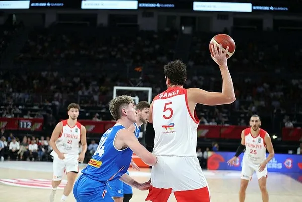 fiba-olimpiyat-on-eleme-turnuvasi-yari-finalinde-turkiyenin-rakibi-belli-oldu-oldu-1692215462234.jpeg