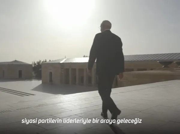 son-dakika-baskan-recep-tayyip-erdogana-karsi-10-secim-kaybeden-kemal-kilicdaroglu-cumhurbaskanligi-adayligi-icin-dugmeye-basti-1621240215899.jpg SON DAKİKA: Başkan Recep Tayyip Erdoğan'a karşı 10 seçim kaybeden Kemal Kılıçdaroğlu Cumhurbaşkanlığı adaylığı için düğmeye bastı-7