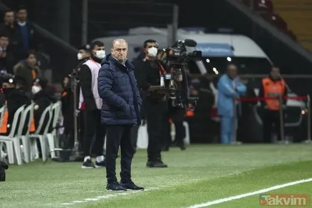 1703662070571.jpeg Fatih Terim'i bekleyen 17 zorlu gün! Havalimanında ilk açıklamasını yaptı: Kimse merak etmesin gerekeni yapacağım-9