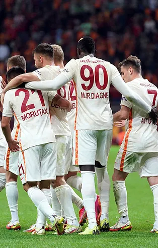 Galatasaray'a Marsilya maçı öncesi çifte müjde! Kamp kafilesi belli oldu