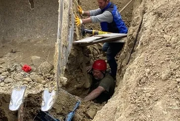 Çanakkale’de toprak kayması: Göçük altında kalanlar var