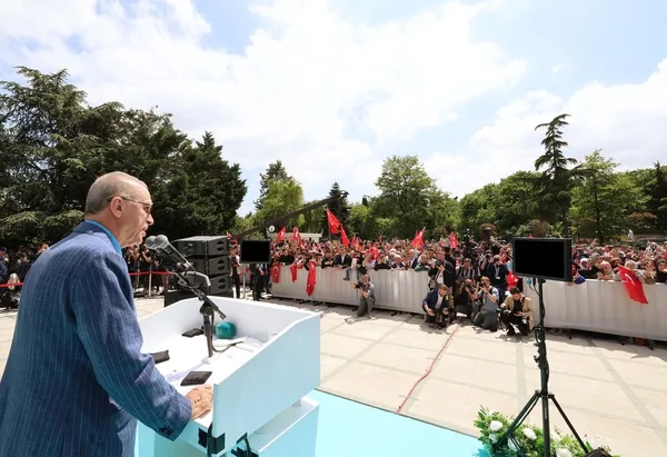 Son dakika: Merhum Başbakan Adnan Menderes'in kabrine ziyaret! Başkan Recep Tayyip Erdoğan'dan sandık çağrısı-8