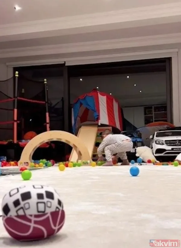 Burak Özçivit küçük oğlu Kerem'i paylaştı! Annesi Fahriye Evcen'den çok babasına benzetildi! Fotoğrafta iki tane Burak var... - 50