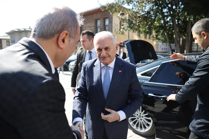 Son dakika: Ticaret Bakanı Ömer Bolat'ın babası Şevki Bolat son yolculuğuna uğurlandı-5