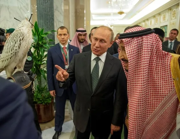 Suudi Arabistan ordusunun Rus marşı performansı Putin'i şaşkına çevirdi-4