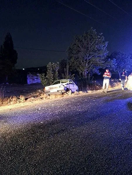 manisada-kaza-2-arac-birbirine-girdi-cok-sayida-yarali-var-1662532201594.jpeg Manisa’da kaza! 2 araç birbirine girdi: Çok sayıda yaralı var-3