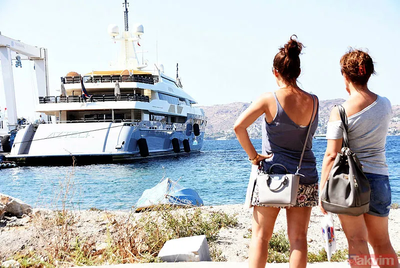 Ricardo Salinas ile ilgili görsel sonucu