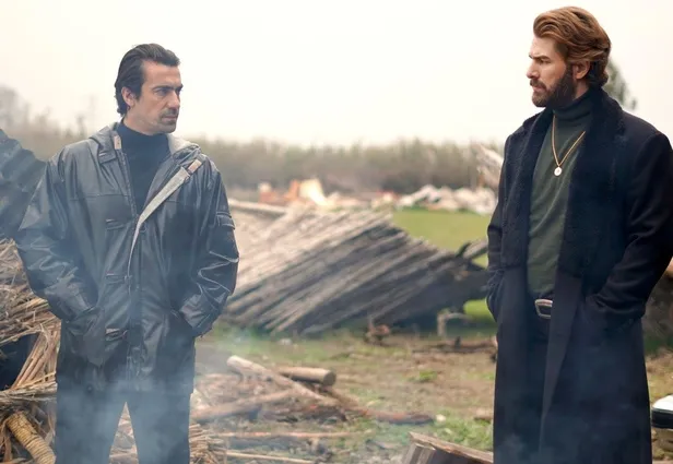 bir-zamanlar-cukurova-1643641763770.jpg Bir Zamanlar Çukurova'ya yeni karakterler gelecek mi? Hikaye değişecek mi? Ölümlerin dinmediği diziden kimler geldi kimler geçti...-2