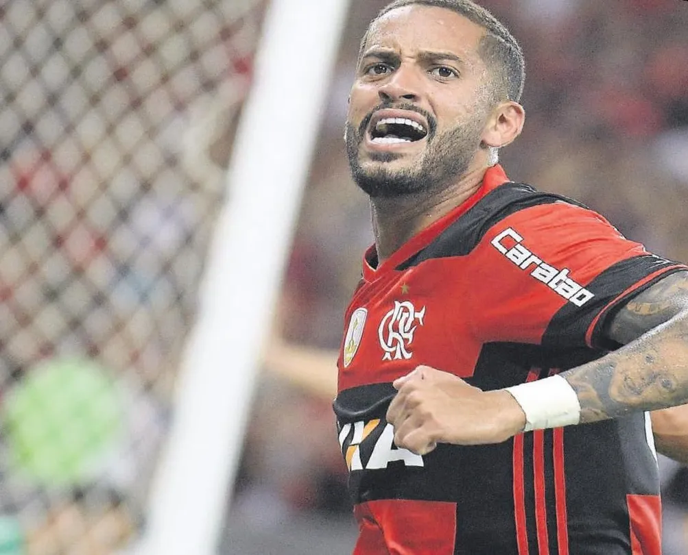 Cimbom’dan Romulo bombası