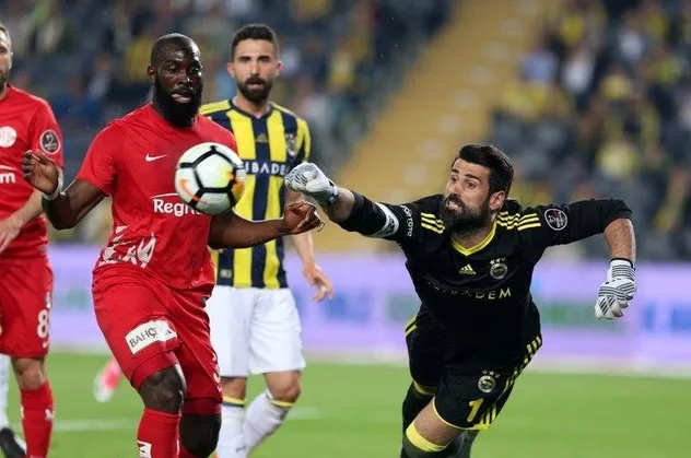 Fenerbahçe'ye Barcelonalı kaleci