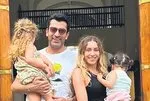 Annelik Kobal’a çok yakışıyor