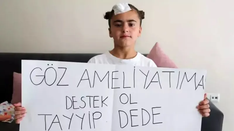 pankart-acarak-baskan-erdogandan-yardim-istemisti-ada-kocyigitten-tesekkur-hediyesi-1756195420585.jpeg Pankart açarak Başkan Erdoğan'dan yardım istemişti... Ada Koçyiğit'ten teşekkür hediyesi-3